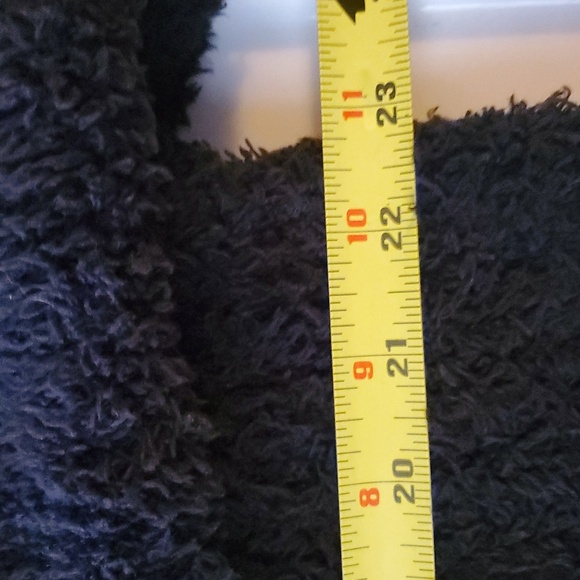 Barefoot Dreams Cozychic Boardwalk Fringe Cardigan Size Medium Black Soft Cozy - Picture 15 of 16